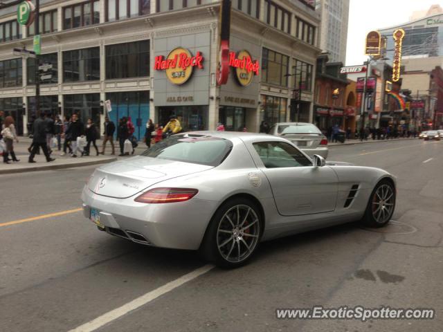 Mercedes SLS AMG spotted in Toronto, Canada