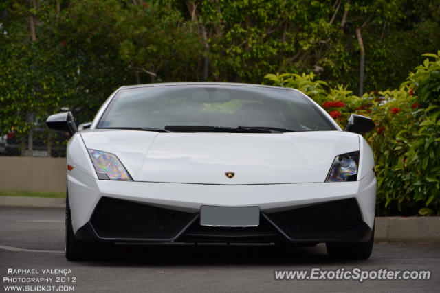 Lamborghini Gallardo spotted in Brasília, Brazil