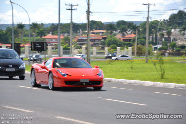 Ferrari 458 Italia spotted in Brasília, Brazil