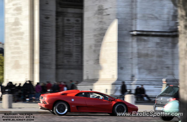 Lamborghini Diablo spotted in Paris, France