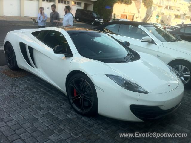 Mclaren MP4-12C spotted in Cape Town, South Africa