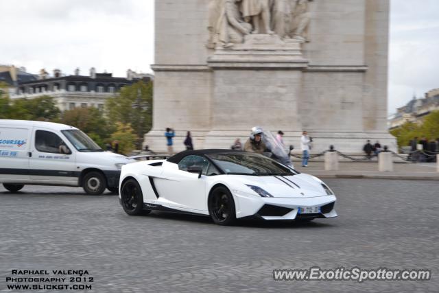 Lamborghini Gallardo spotted in Paris, France