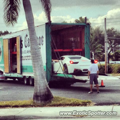 Ferrari 458 Italia spotted in Ft lauderdale, Florida