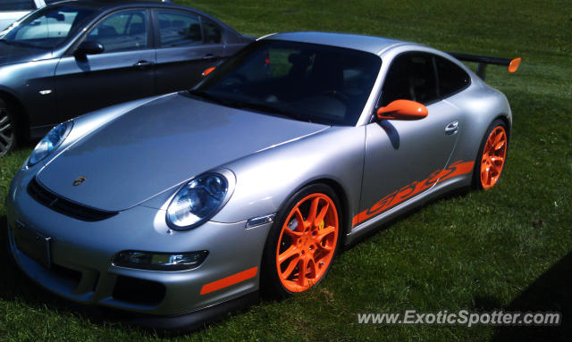 Porsche 911 GT3 spotted in Toronto, Ontario, Canada