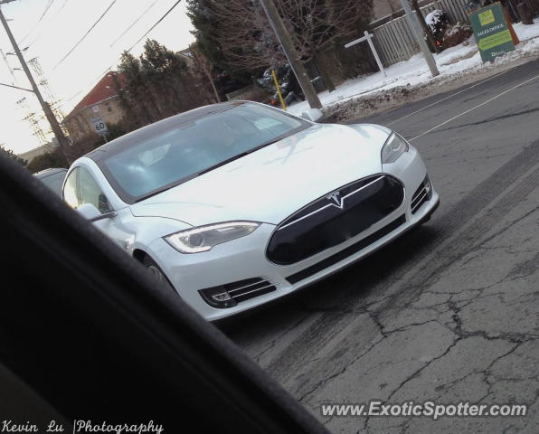 Tesla Model S spotted in Toronto, Canada