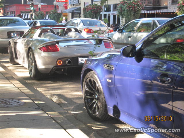 Porsche Carrera GT spotted in Chicago, Illinois