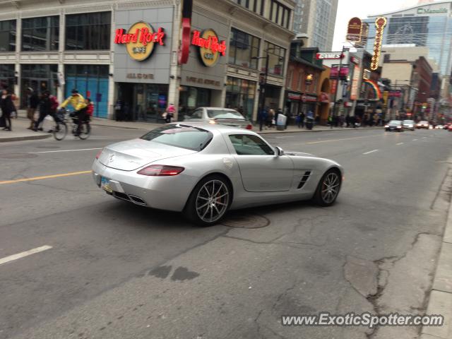 Mercedes SLS AMG spotted in Toronto, Canada