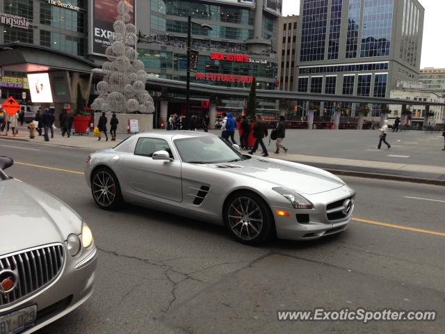 Mercedes SLS AMG spotted in Toronto, Canada