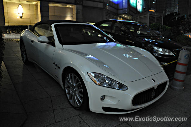 Maserati GranTurismo spotted in KLCC Twin Tower, Malaysia