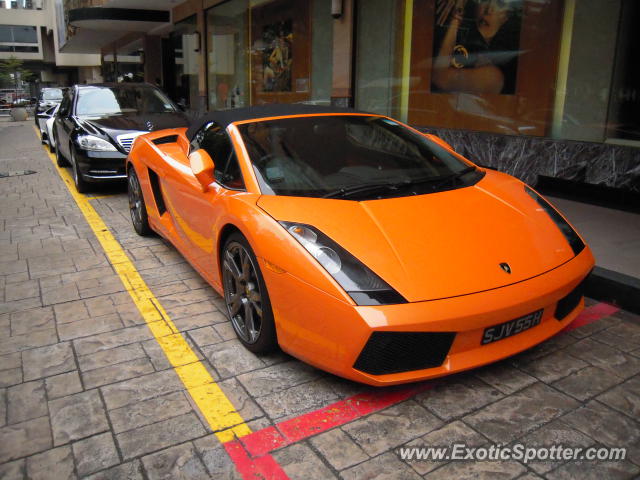 Lamborghini Gallardo spotted in Singapore, Singapore