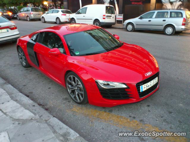 Audi R8 spotted in Trikala, Greece