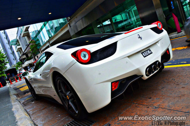 Ferrari 458 Italia spotted in Publika, Malaysia