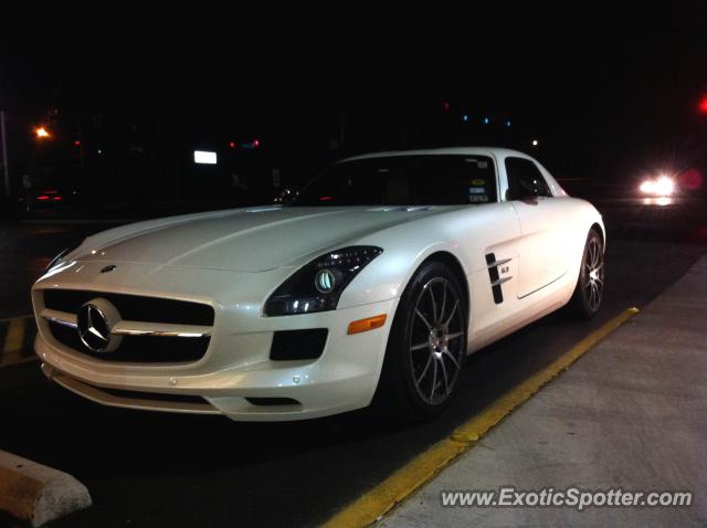 Mercedes SLS AMG spotted in San Antonio, Texas