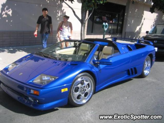 Lamborghini Diablo spotted in Walmut Creek, California