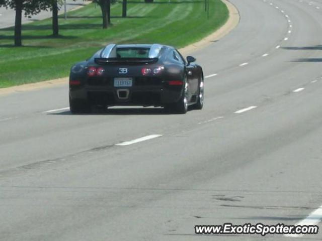 Bugatti Veyron spotted in Bloomfield, Michigan