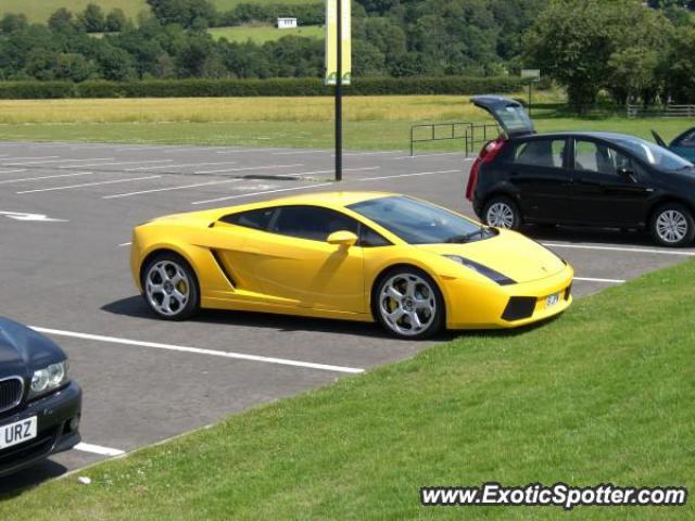 Lamborghini Gallardo spotted in Glasgow, United Kingdom