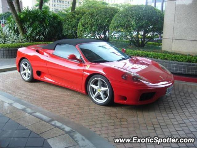 Ferrari 360 Modena spotted in Taipei, Taiwan