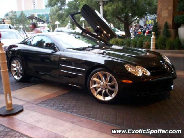 Mercedes SLR spotted in Las Vegas, Nevada