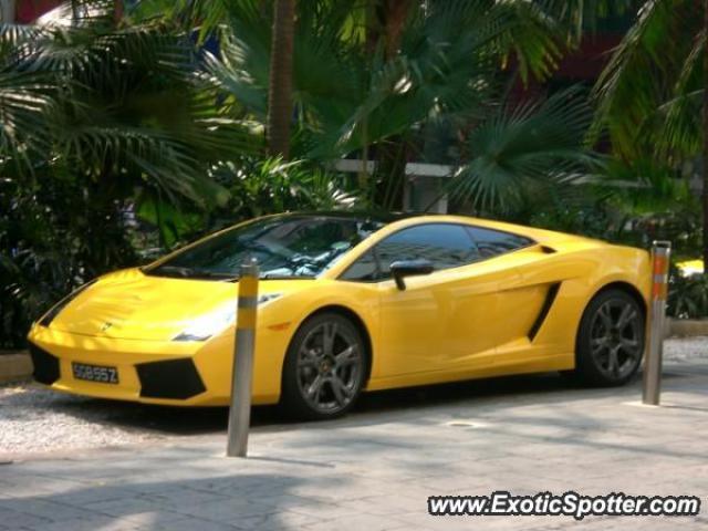 Lamborghini Gallardo spotted in Singapore, Singapore