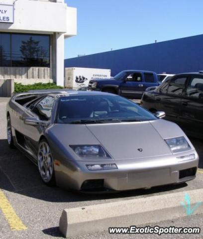 Lamborghini Diablo spotted in Calgary, Canada