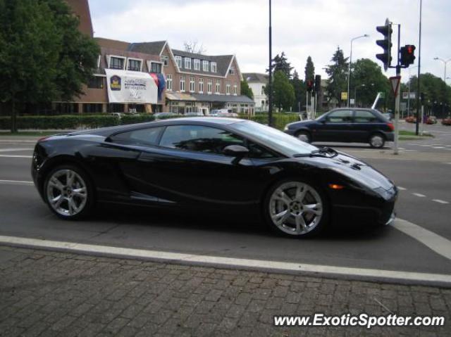 Lamborghini Gallardo spotted in Apeldoorn, Netherlands