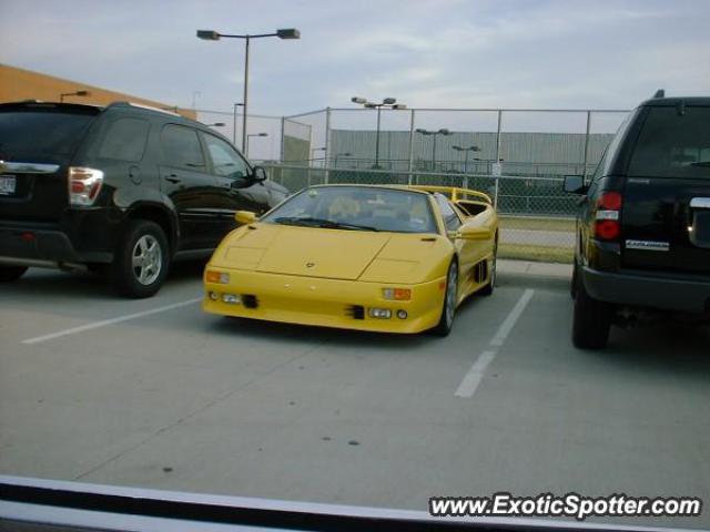 Lamborghini Diablo spotted in Frisco, Texas