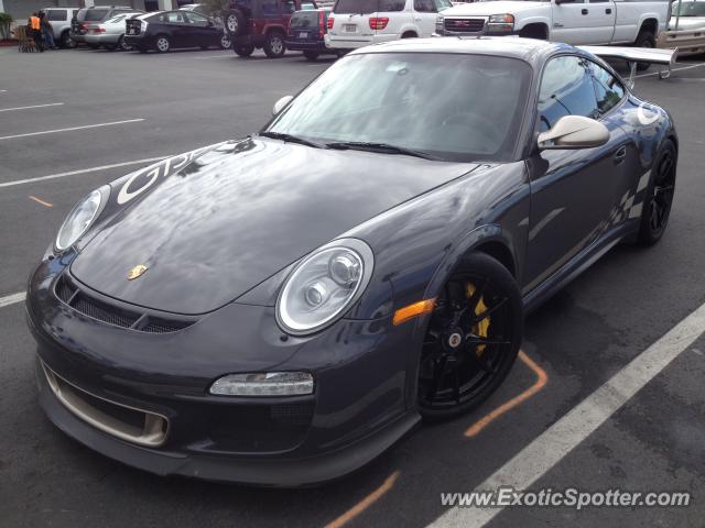 Porsche 911 GT3 spotted in Solana Beach, California