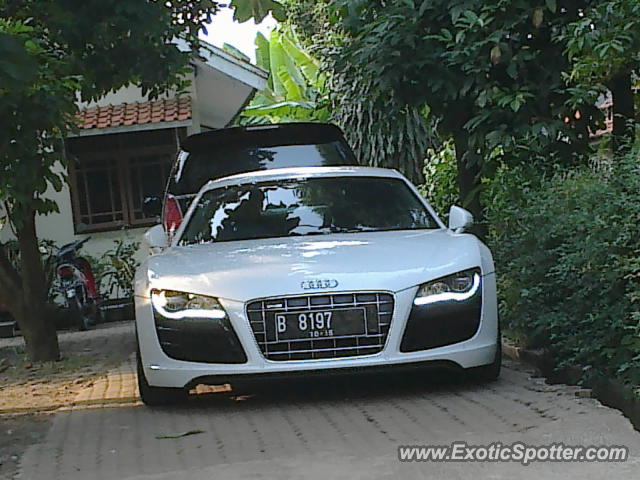 Audi R8 spotted in Jakarta, Indonesia