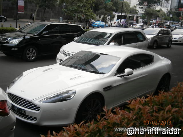 Aston Martin Rapide spotted in Jakarta, Indonesia