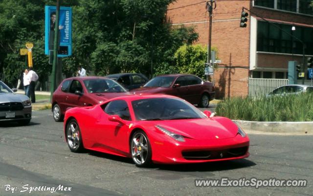 Ferrari 458 Italia spotted in Ciudad de México, Mexico