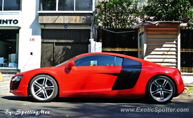 Audi R8 spotted in Ciudad de México, Mexico