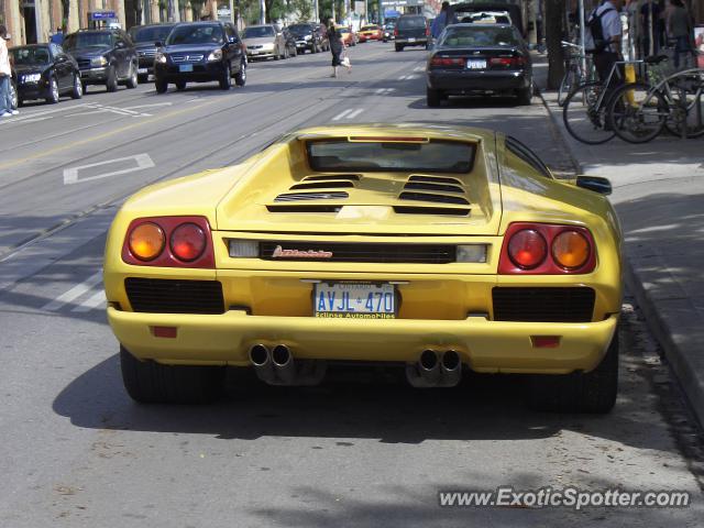 Lamborghini Diablo spotted in Toronto, Canada