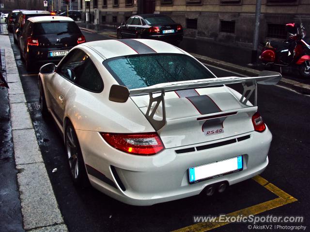 Porsche 911 GT3 spotted in Milan, Italy