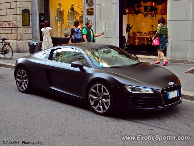 Audi R8 spotted in Milan, Italy