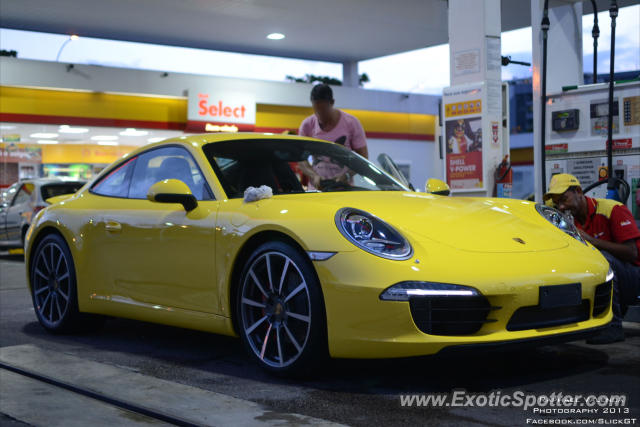 Porsche 911 spotted in Rio de Janeiro, Brazil