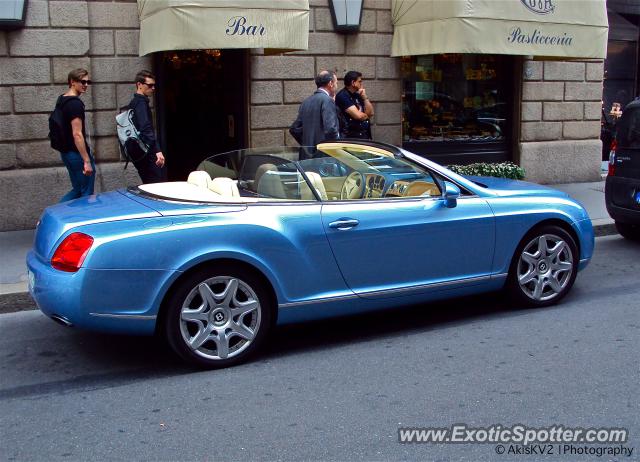 Bentley Continental spotted in Milan, Italy