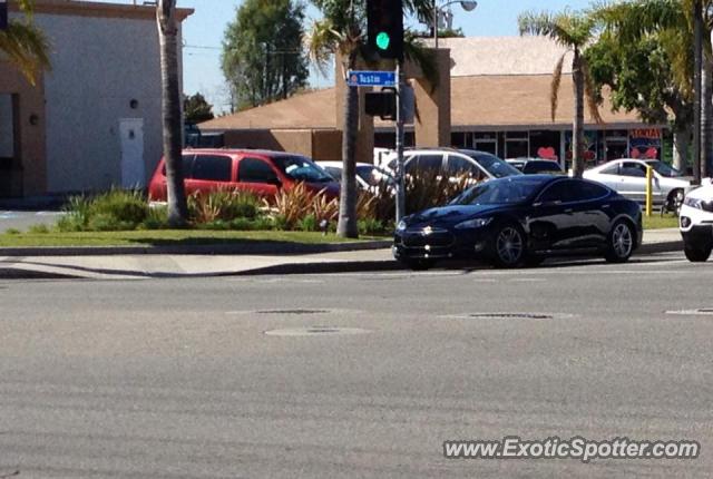 Tesla Model S spotted in Orange, California