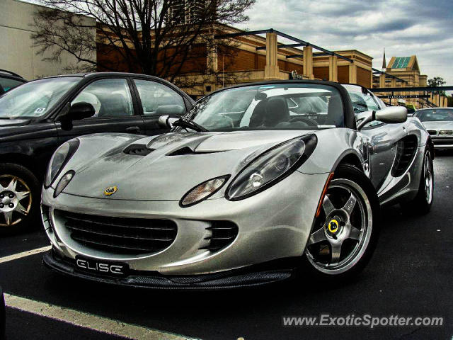 Lotus Elise spotted in Buckhead, Georgia