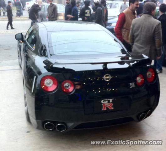 Nissan GT-R spotted in Lahore, Pakistan