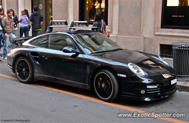 Porsche 911 Turbo spotted in Milan, Italy