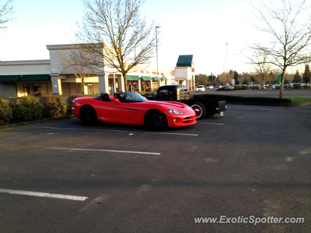 Dodge Viper spotted in Tigard, Oregon