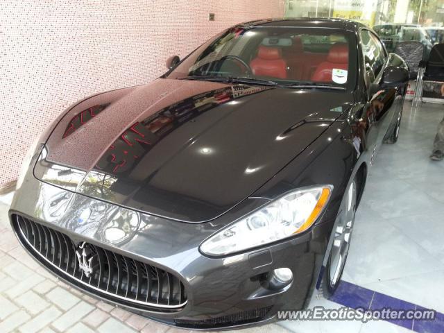 Maserati GranTurismo spotted in Lahore, Pakistan