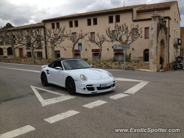 Porsche 911 Turbo spotted in Montblanc, Spain