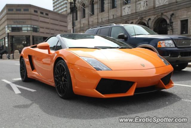 Lamborghini Gallardo spotted in Boston, Massachusetts