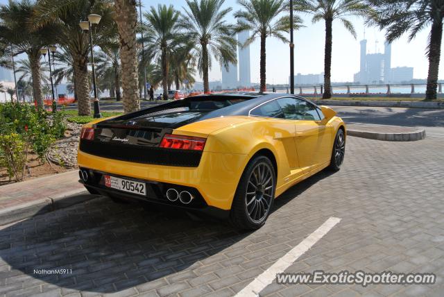 Lamborghini Gallardo spotted in Abu Dhabi, United Arab Emirates