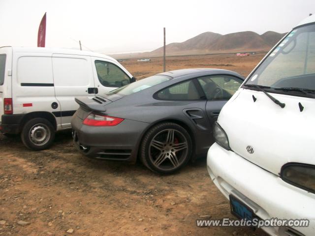 Porsche 911 Turbo spotted in Lima, Peru