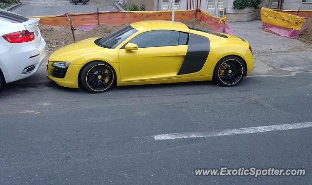 Audi R8 spotted in Tehran, Iran