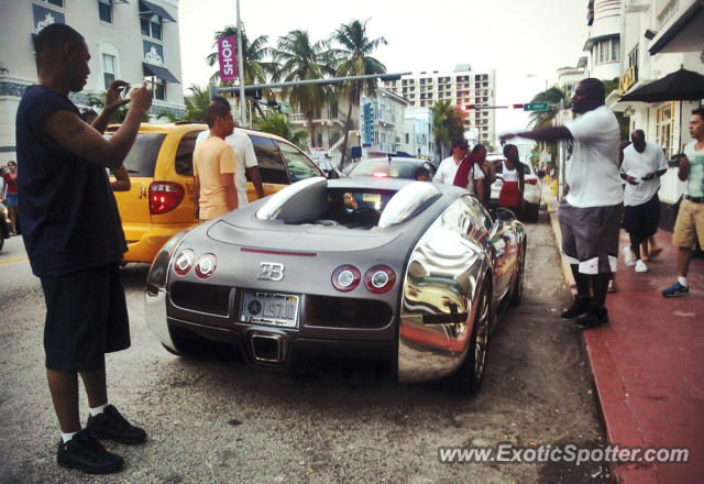 Bugatti Veyron spotted in Miami, Florida