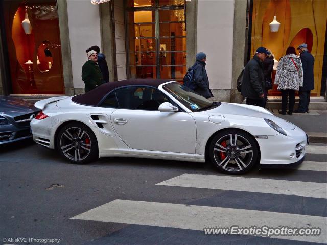 Porsche 911 Turbo spotted in Milan, Italy