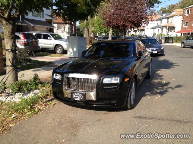 Rolls Royce Ghost spotted in T h e  B r o n x, New York